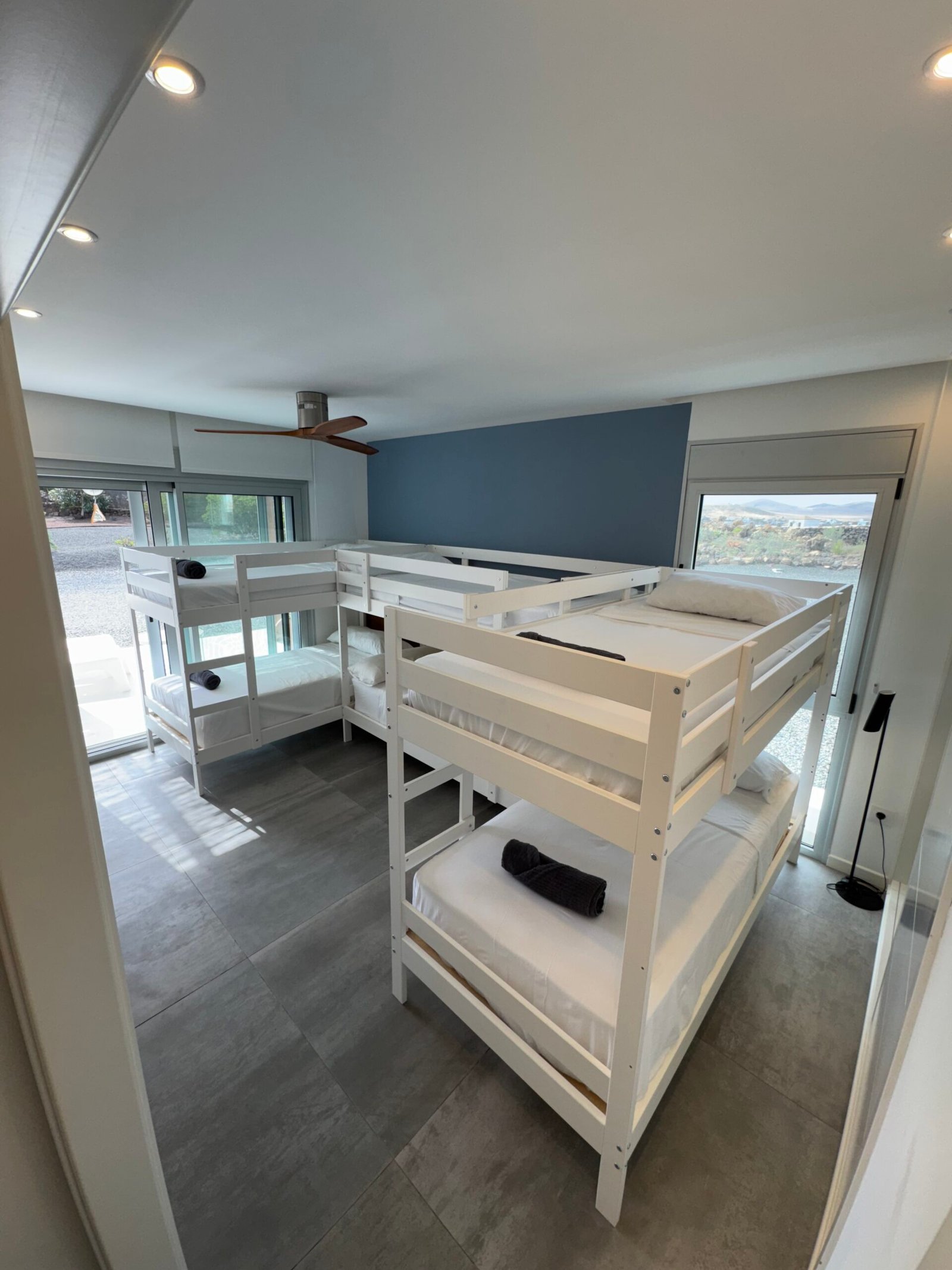 6-Bed Social Suite
